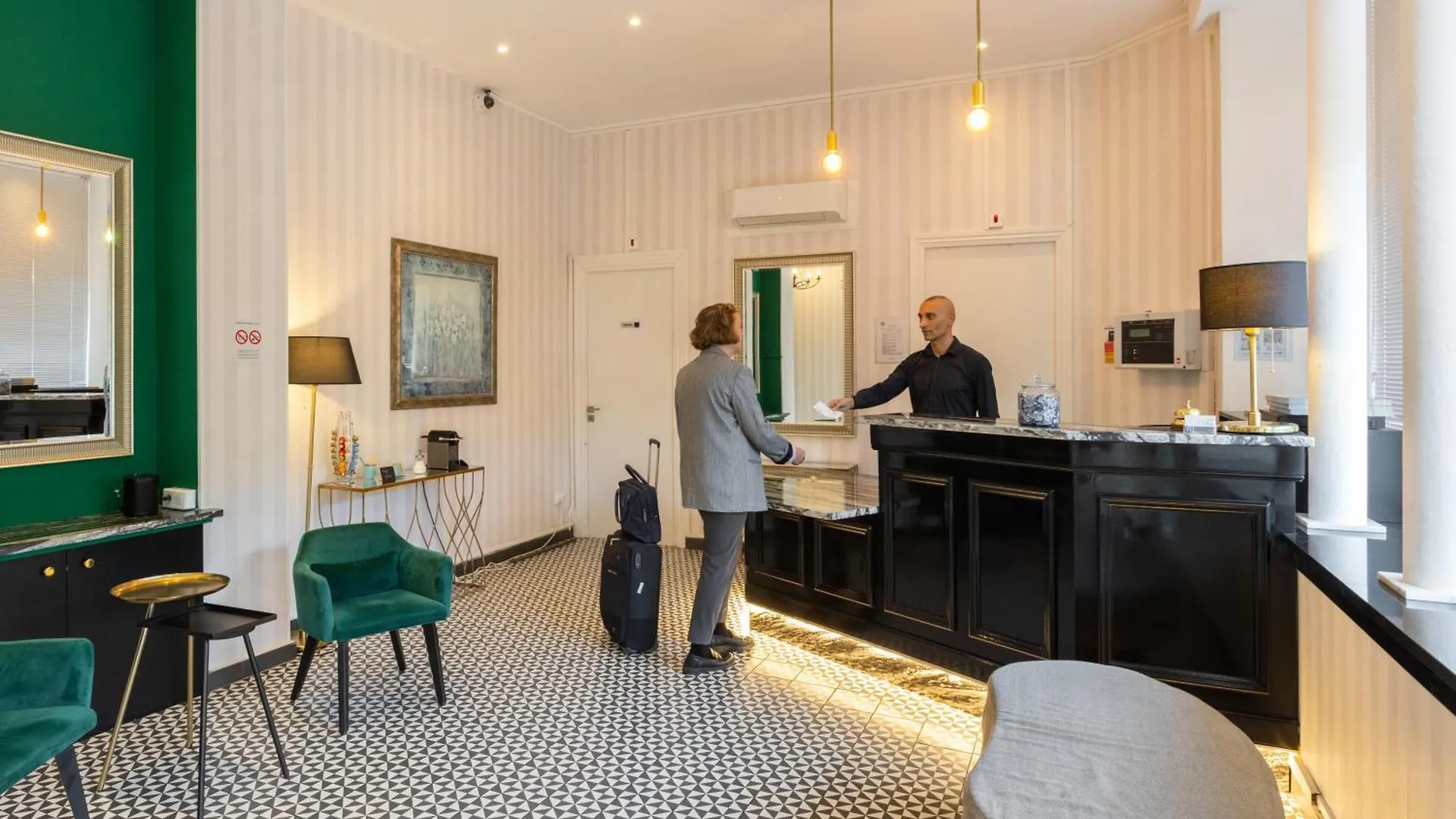Hotel Aria Niza 3*,  Francia