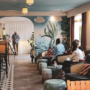 Отель Hotel-restaurant Isidore Ouest, Ницца